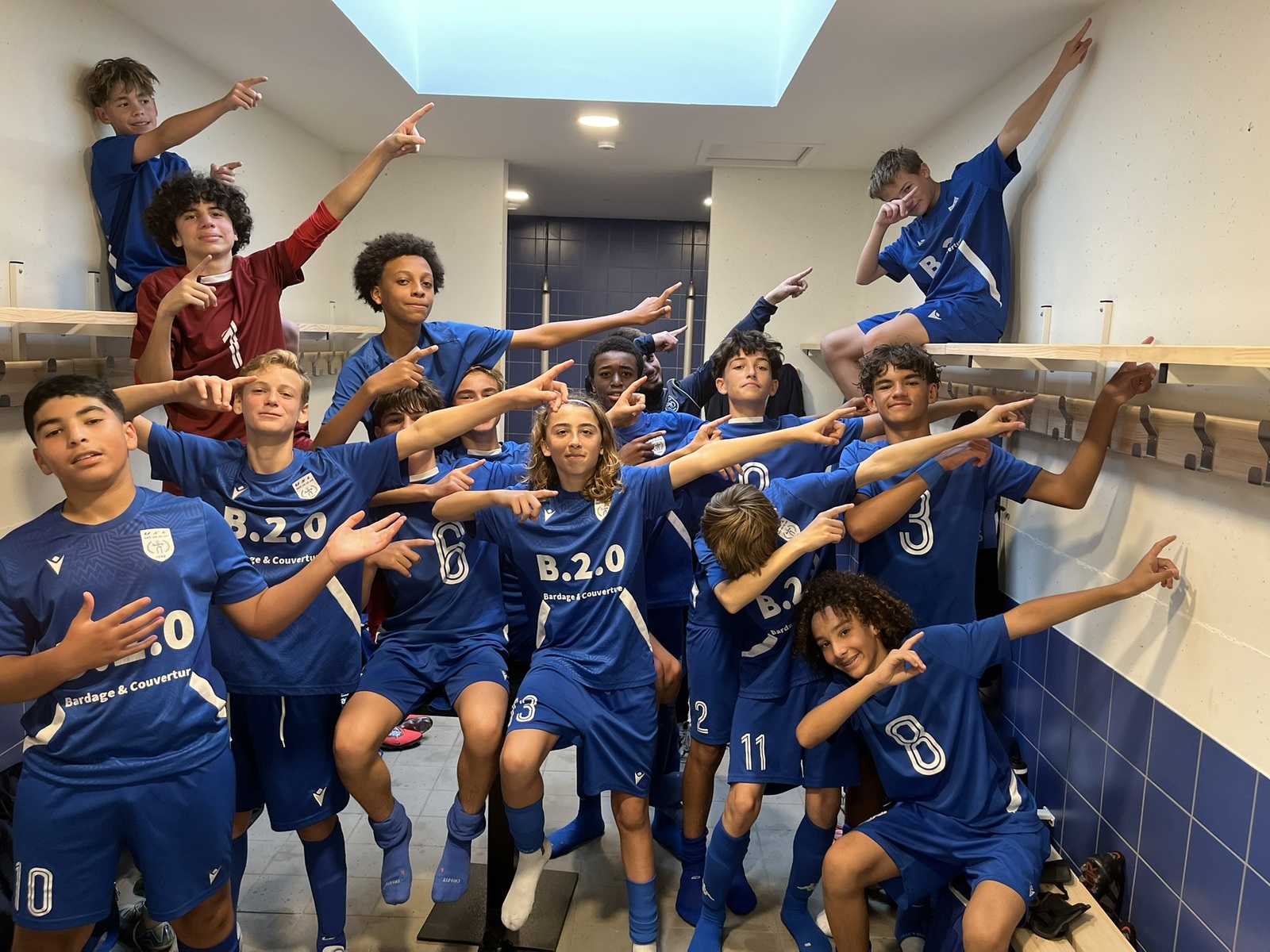 ET NOS U15A MONTENT EN D2