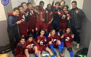 25.03.2023 ⚽️[Championnat D2-Phase 3 Journée 5]
✅🔵⚪️Félicitations à nos U14 et coach Jonathan qui l'emportent 2-0 à Nantes Etoile du Cens, 1er du groupe💪